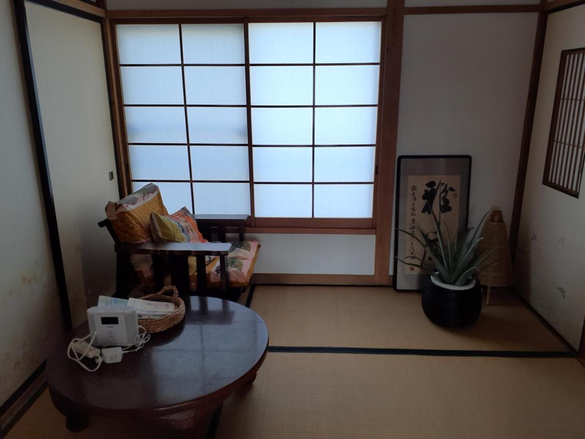Hallelujah Homestay Moroyama
